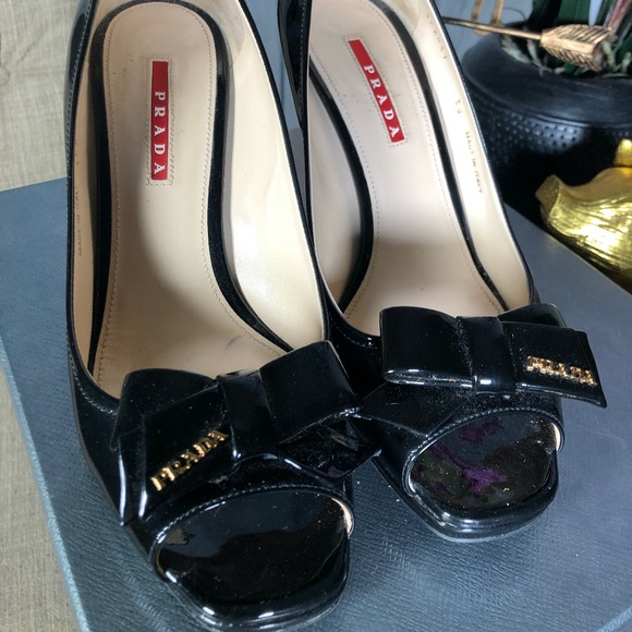 Prada Black Patent Leather PeepToe Wedge Pumps 8.5 - Picture 2 of 8